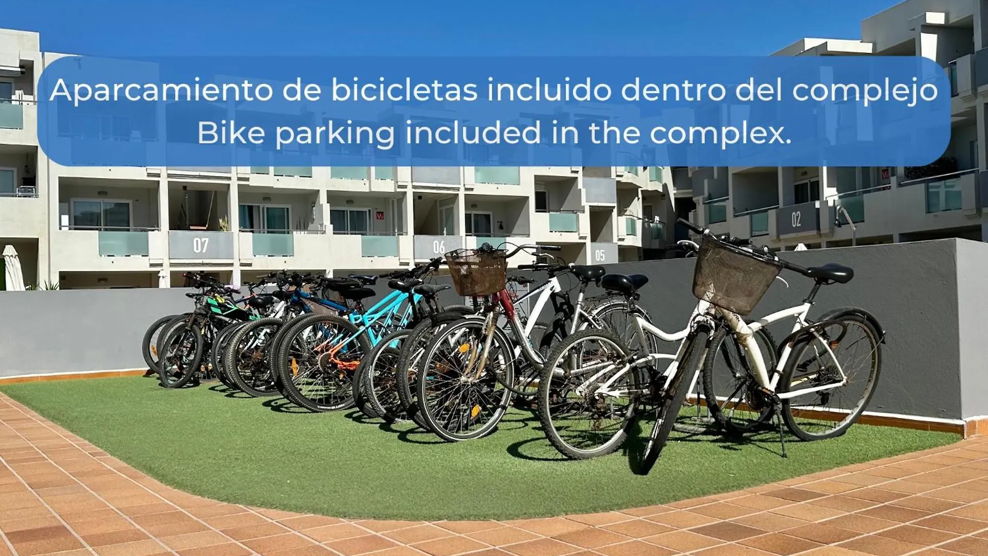 Canelita Con Piscina, Soleada Terraza Amplia Wifi Y Parking Corralejo 0*,  Spain